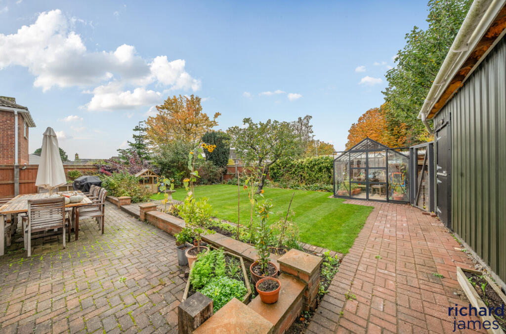 a49df7ab239d4cc986adbc10c8021ec7