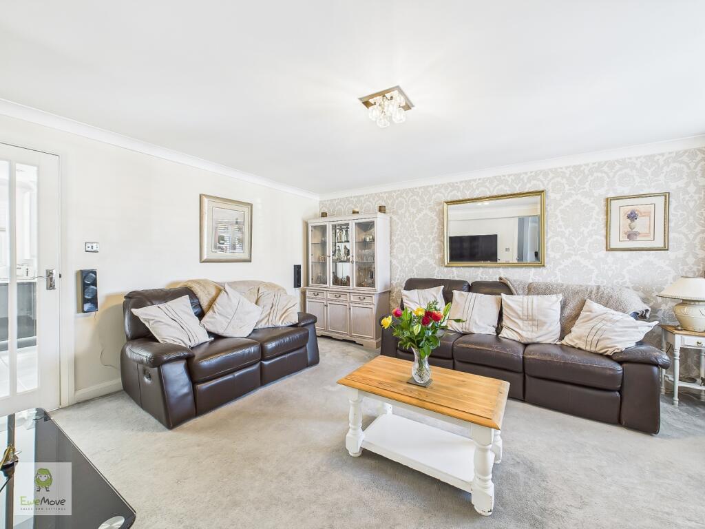 CAM02308G0-PR0189-STILL026-2