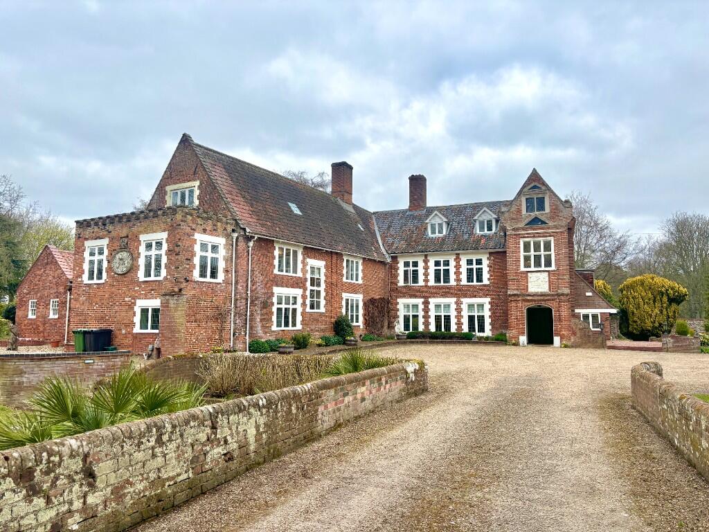 Weston Hall Road, Weston Longville, NR9