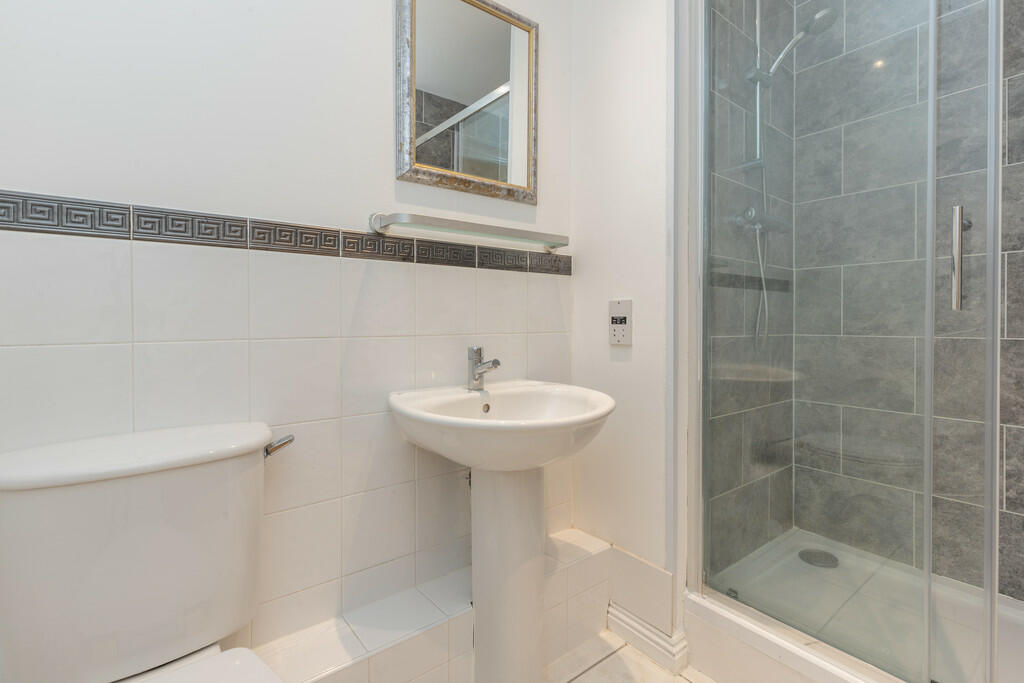 En-Suite Shower R...