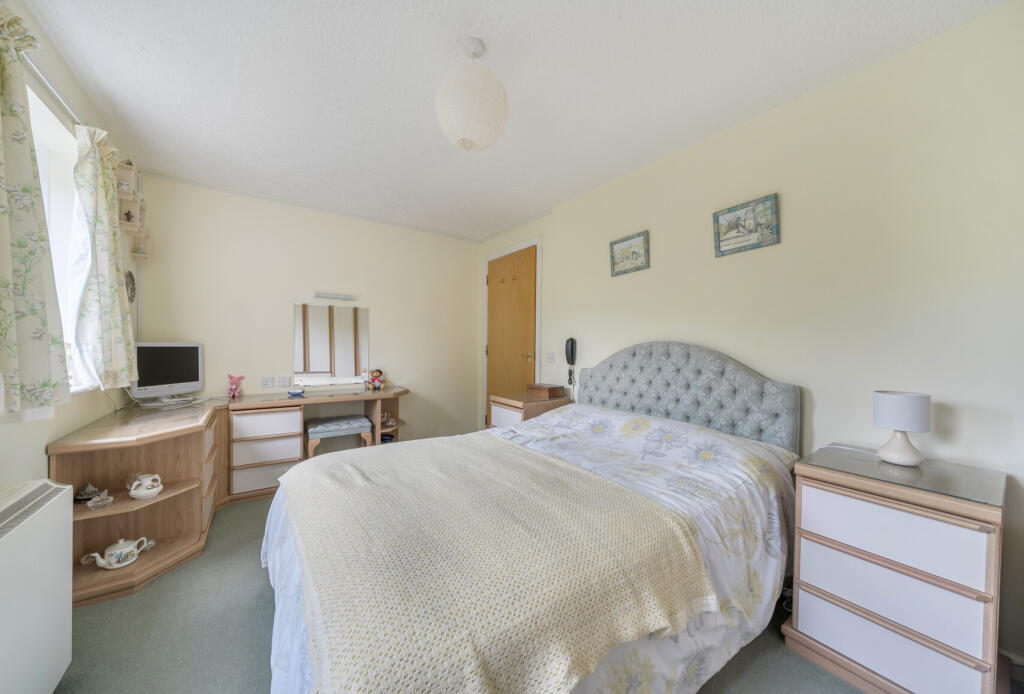 1328322-5-688a3f7...