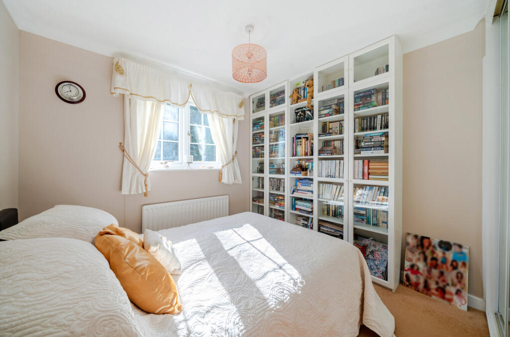 1362018-9-68e43ba...