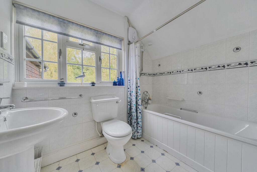 1365554-3-68e67eb...