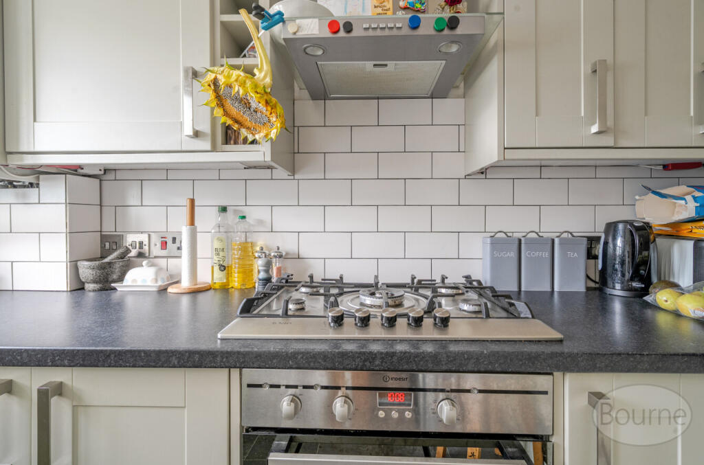 ebbf36bd-f103-4d9...