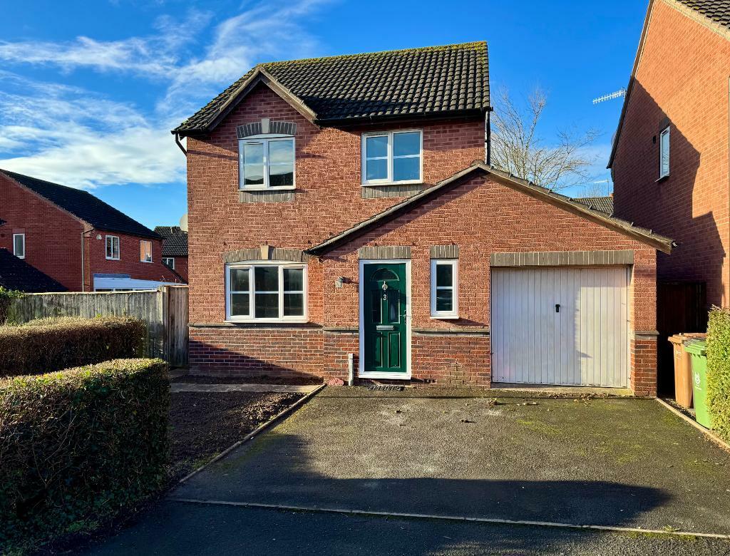 3 Barbel Crescent