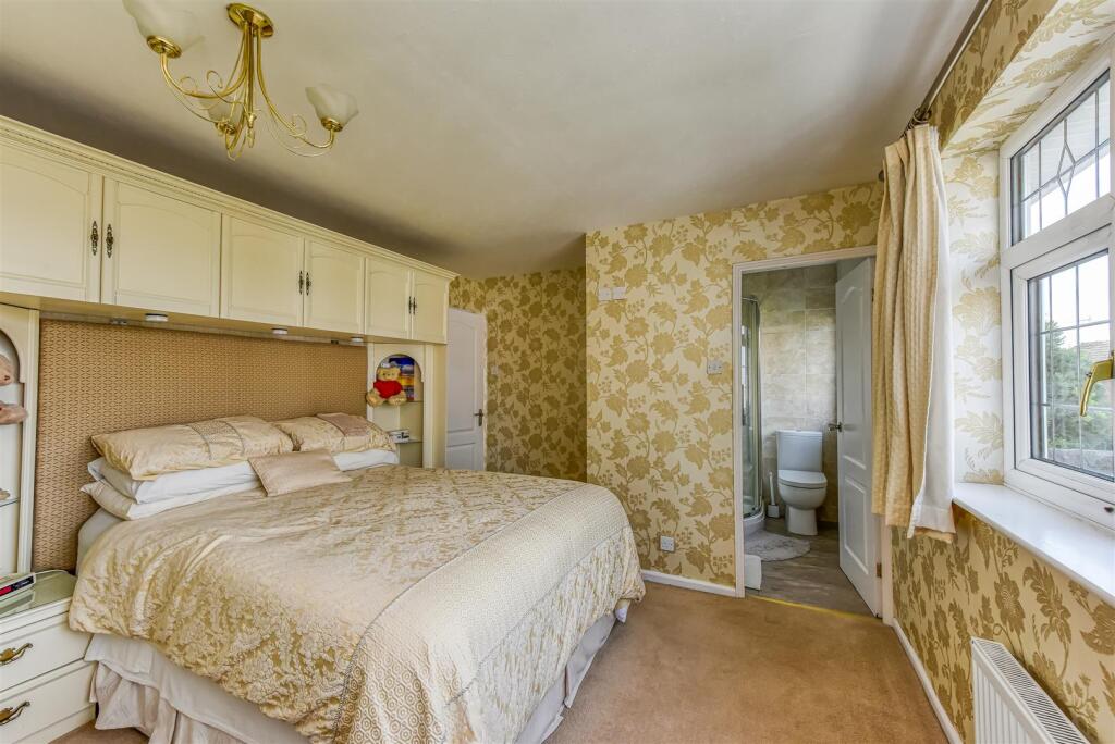 4 The Grange-Bedroom 1.jpg