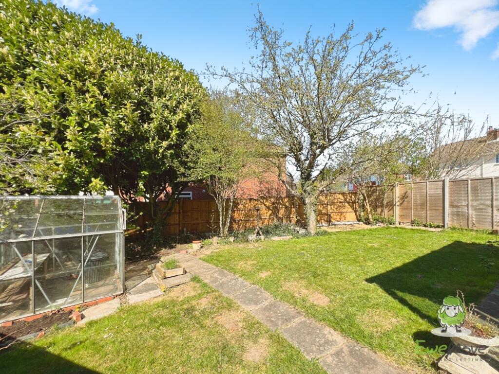 EweMove Basingstoke Estate Agents Chandler Road