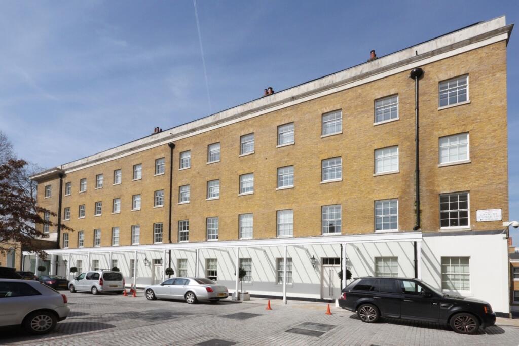 one bedroom flat ...