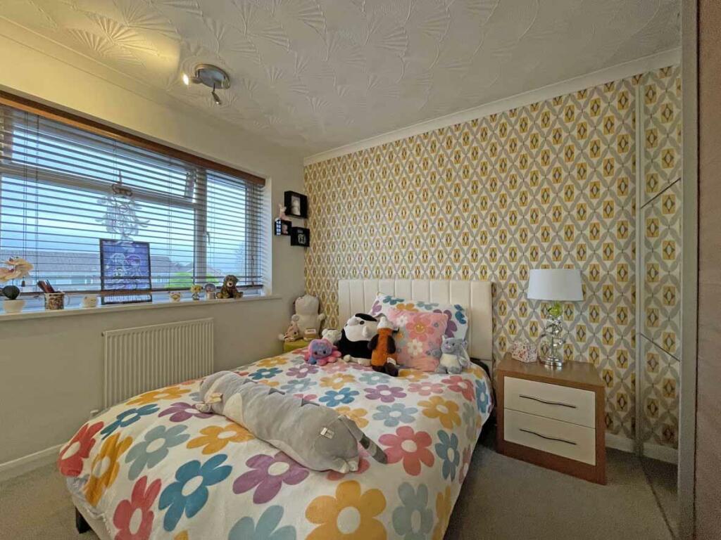 Chelson Gardens 29 Bed 2...jpg