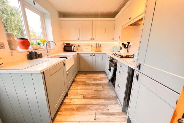 Fitted Kitchen