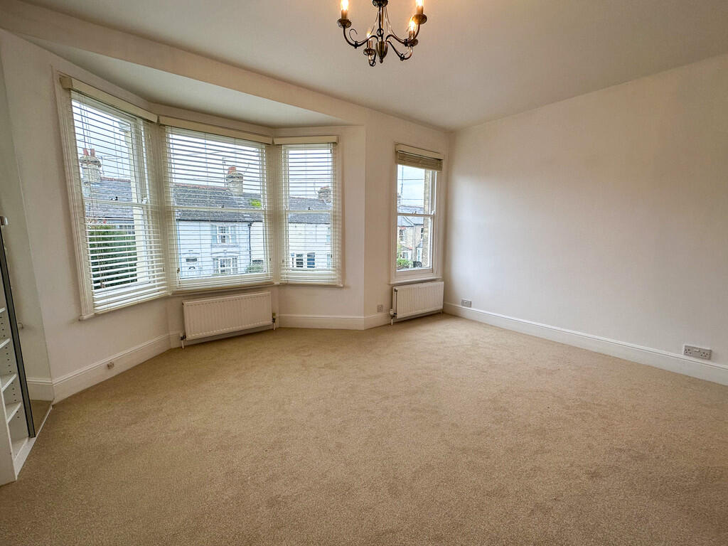 Bedroom 1 (2)