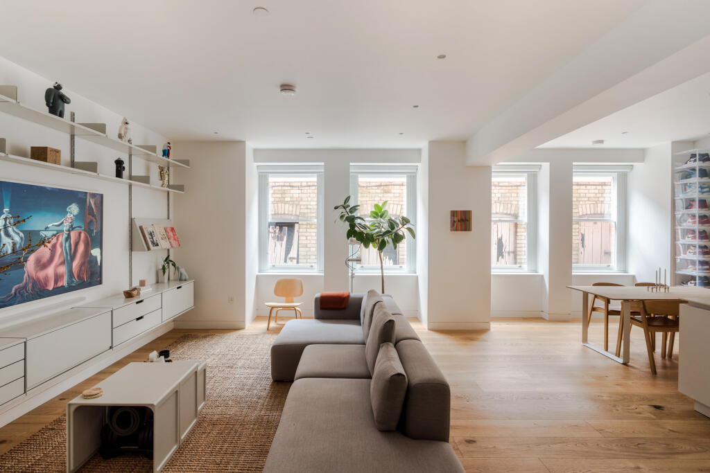 307474 - 15 Kensington Court-1.jpeg