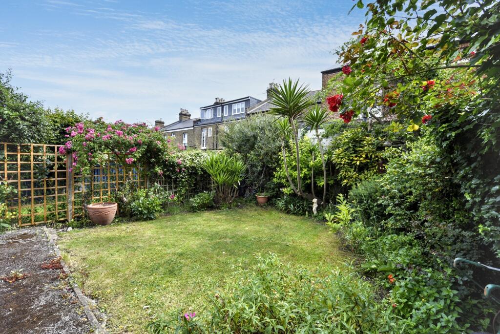 Flat 2, Lazlo House, 55 Shenley Road, Camberwell, London SE5 8LX