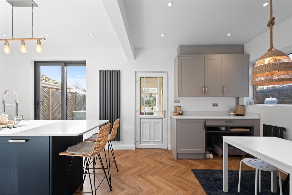 42 Ringwood Road-15.jpg