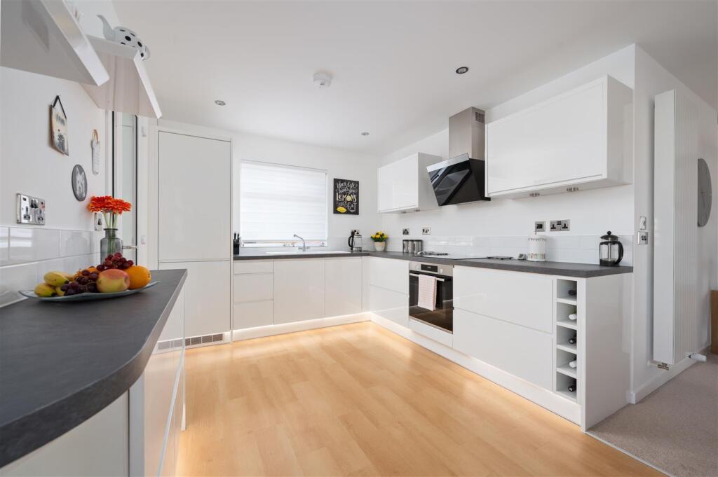 8GlenMoristonDrive023.JPG