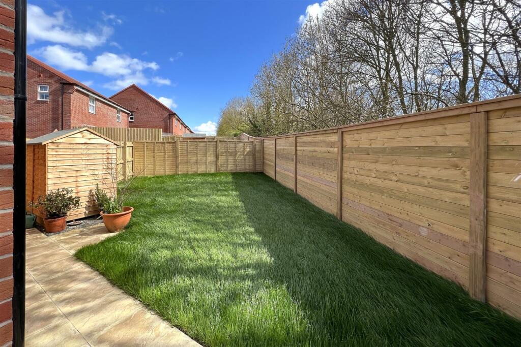 Garden 1.JPG