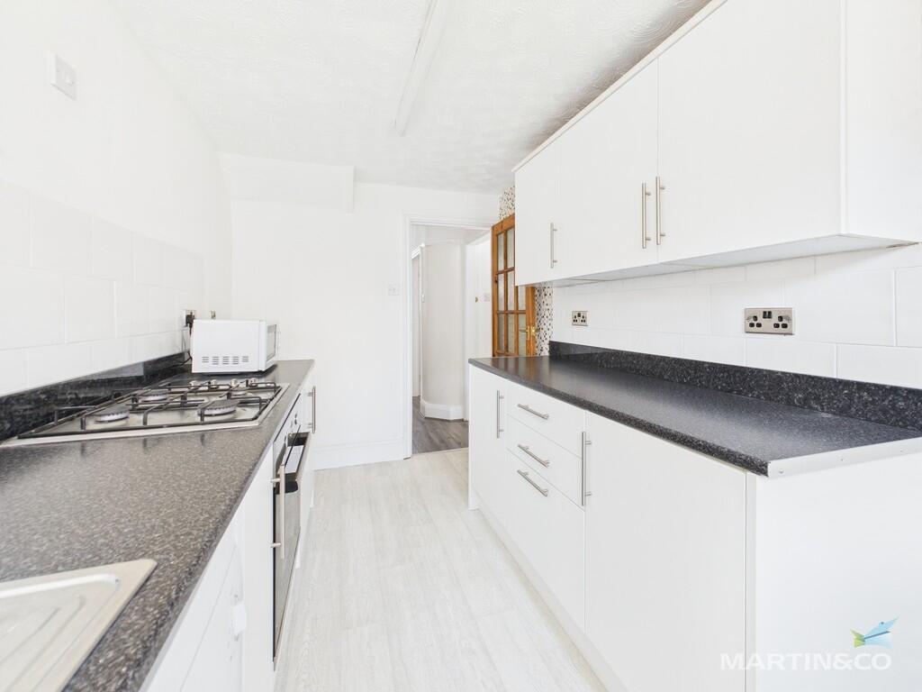 CAM03111G0-PR0295...