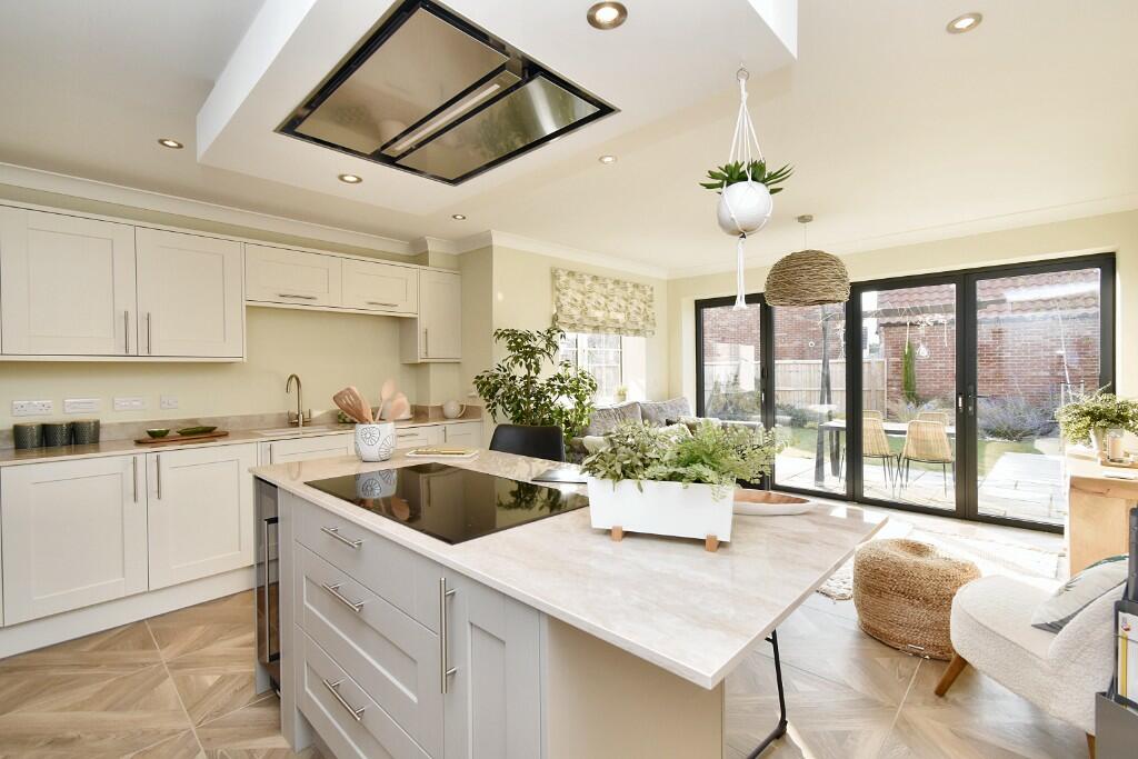 Show Home Image