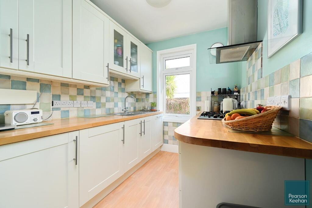 83 Westbourne Street, Hove,BN3 (17).jpg
