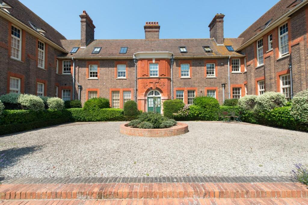 general 18168166_128