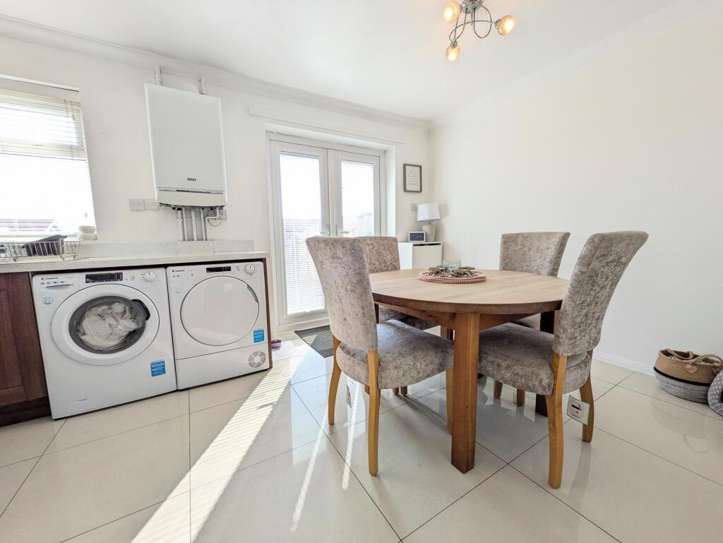 PXL_20250402_092630143.MP~2