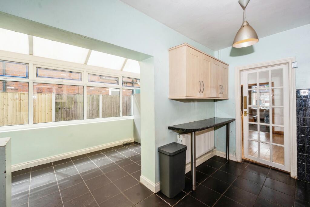 Conservatory/Kitchen