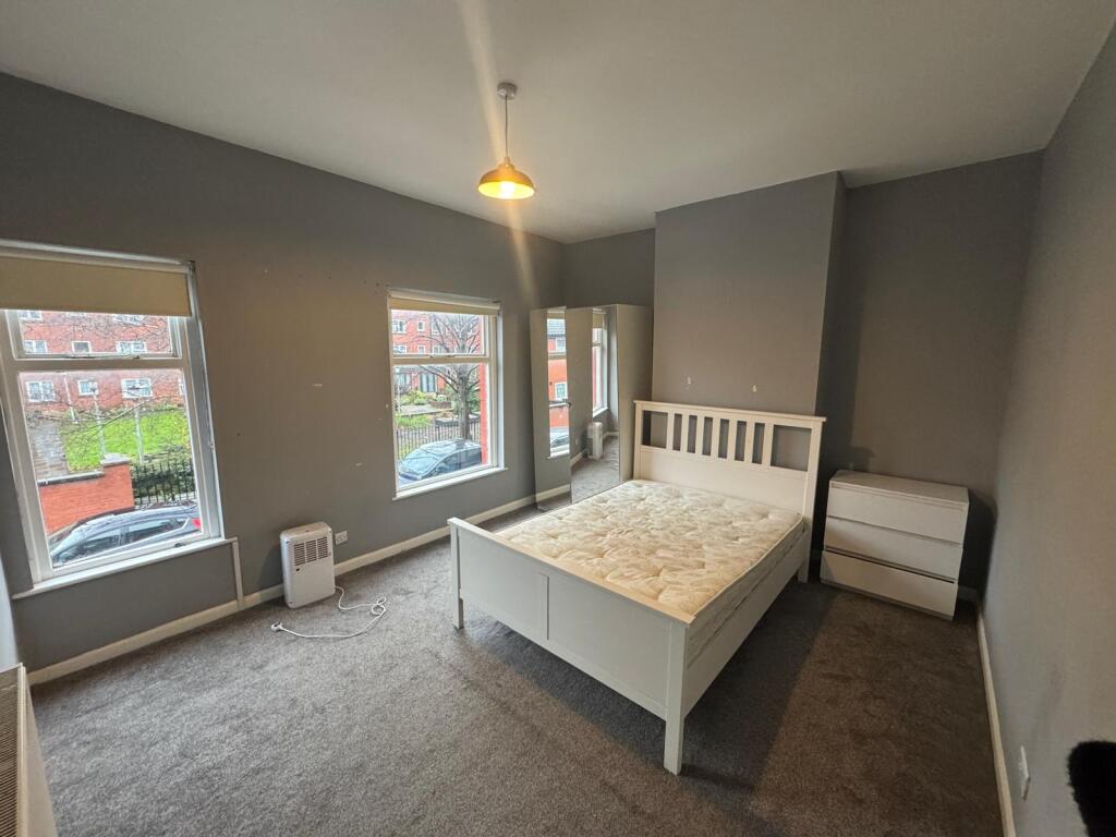 WhatsApp Image 2025-12-15 at 13.31.18 (7).jpeg