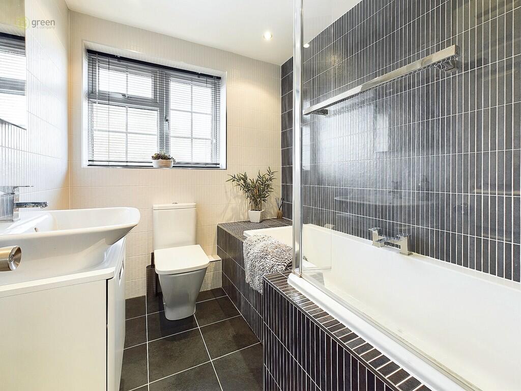 CAM04914G0-PR0046...