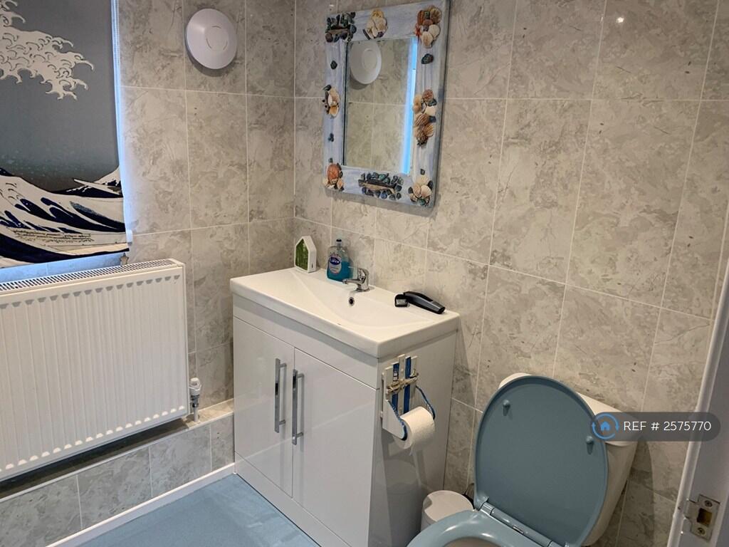 Downstairs Bathroom