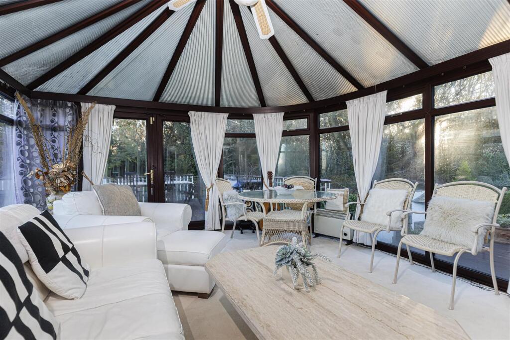 Bramleys Estate Agents - Butternab Road - Beaumont