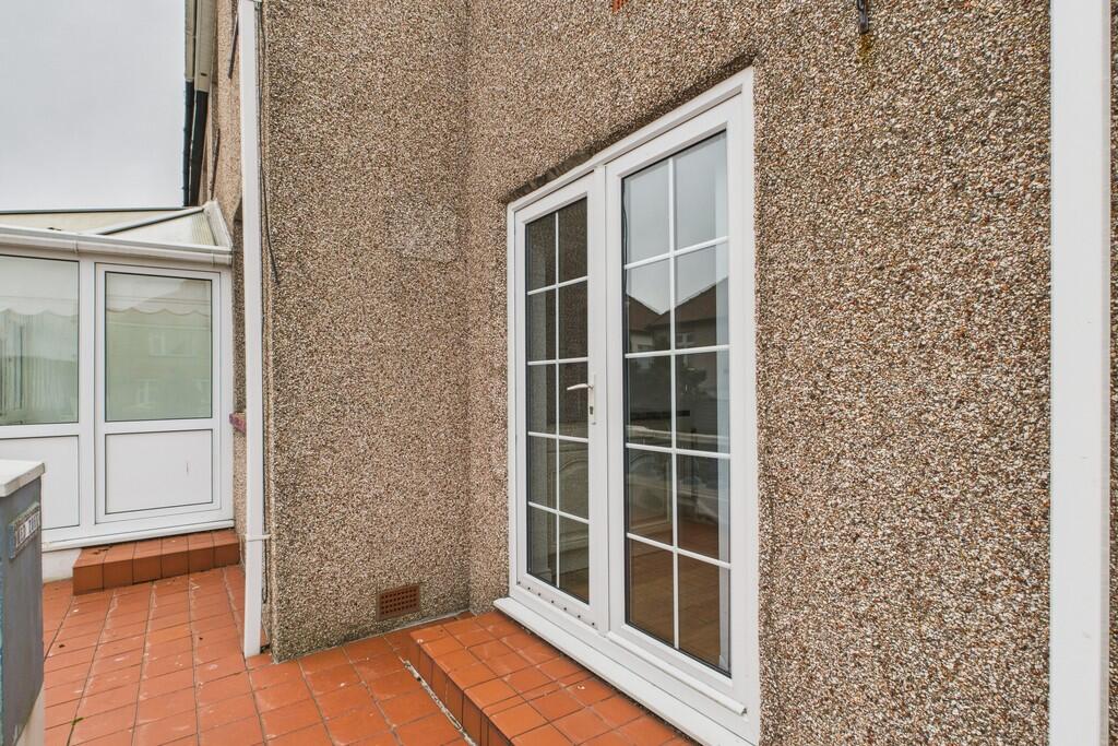 Rear Terraced Are...