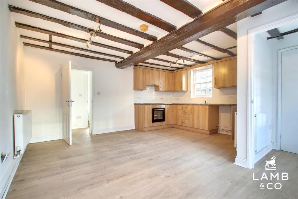Kitchen/Living Room