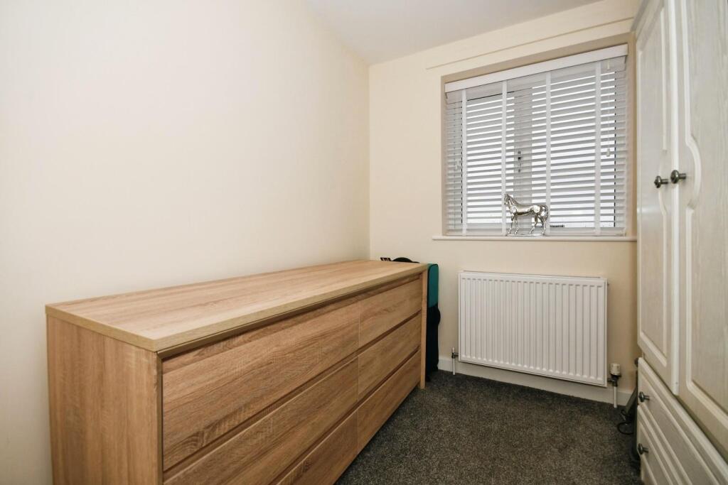 BED 3 01.jpg