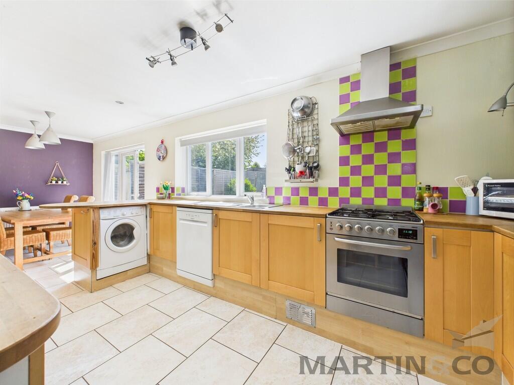 4 Kitchen