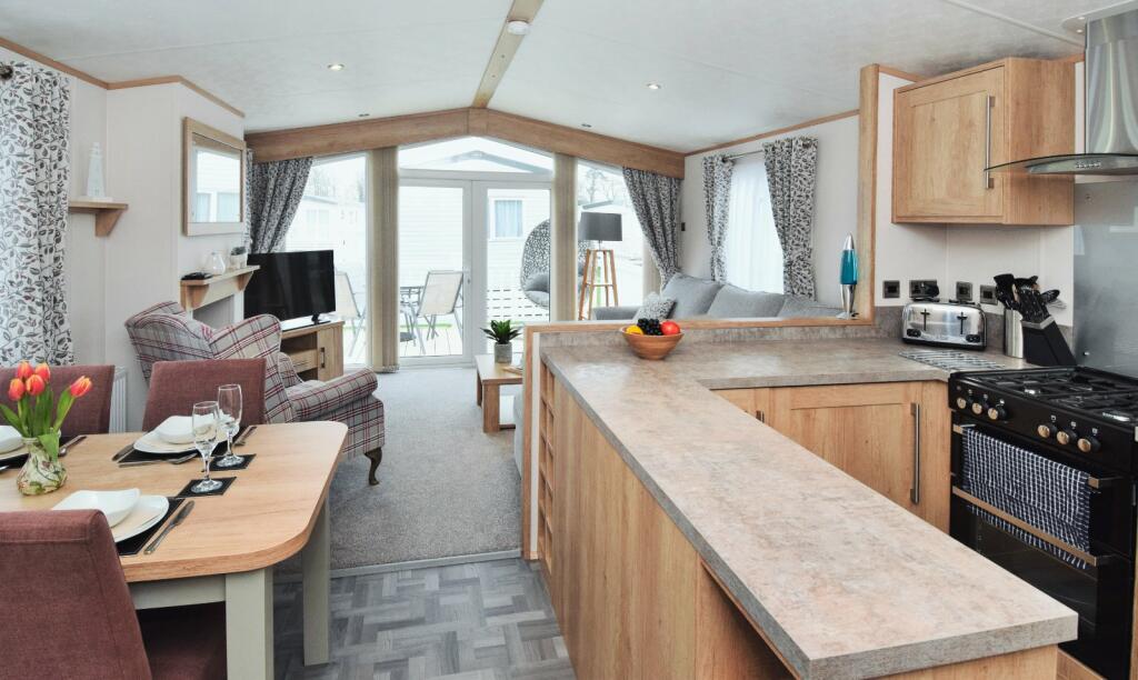 Rowan, Hoburne Bashley Holiday Park, New Milton, Hampshire, BH25