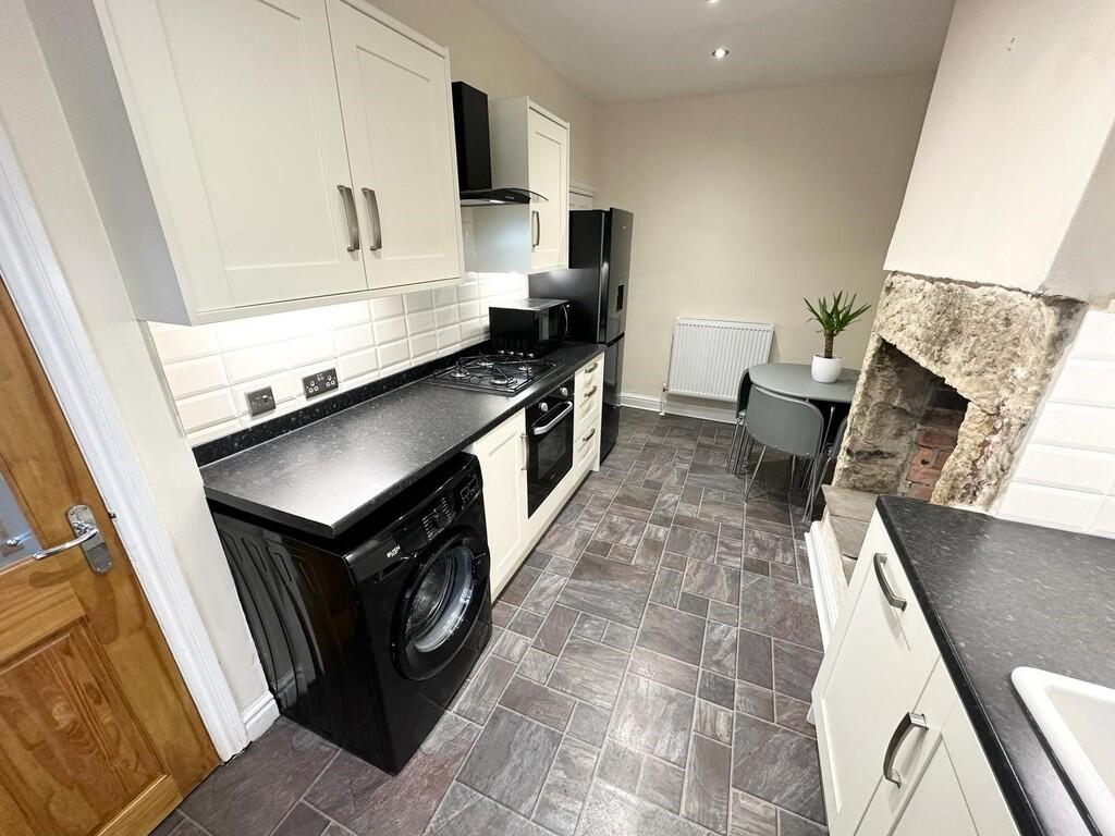 9 laurel Mount 4
