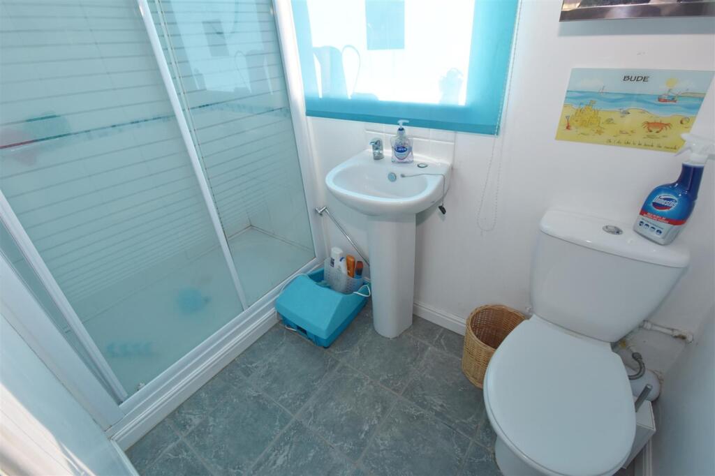 Ensuite annex.jpg
