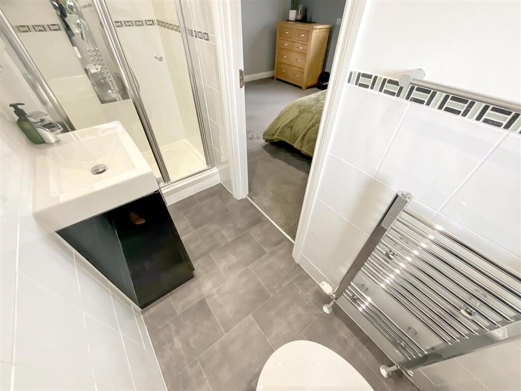 Ensuite (Bedroom Two)