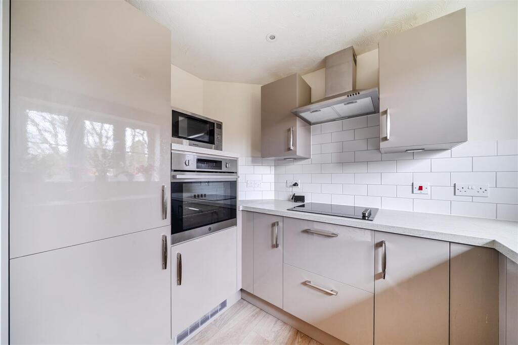 Stanley Lodge, Epsom, Surrey