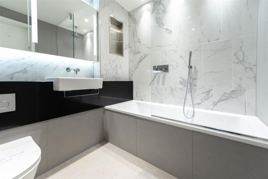 Second Bathroom           .jpg