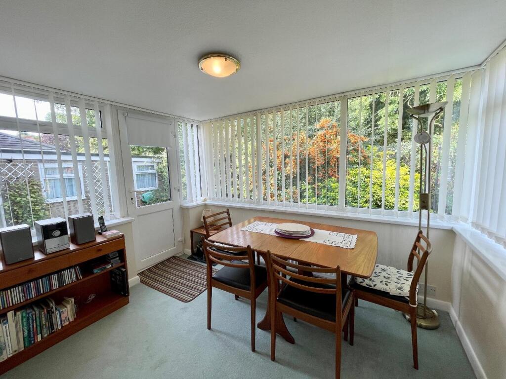 GARDEN ROOM