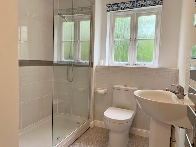 Shower Room 2