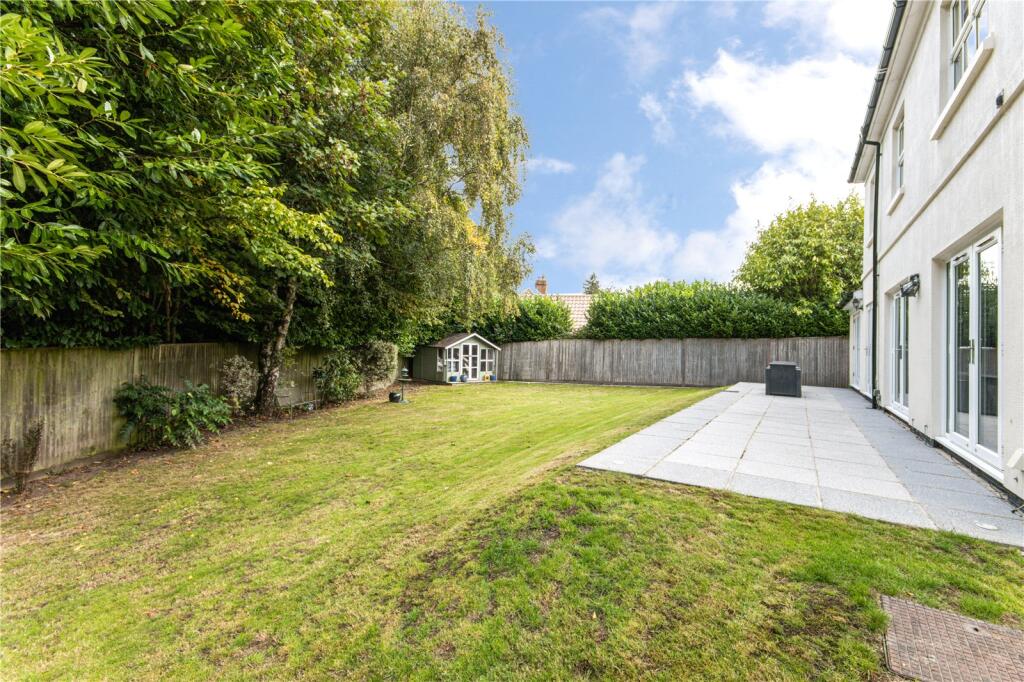 Terrace &amp; Garden