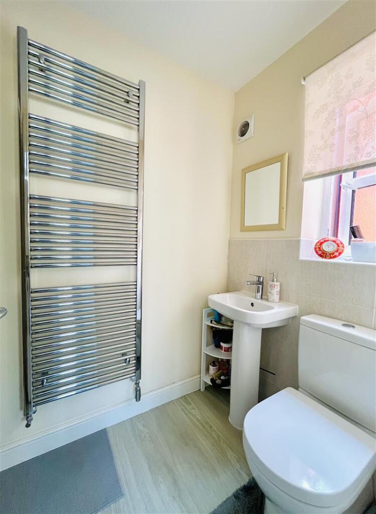 En Suite Shower Room