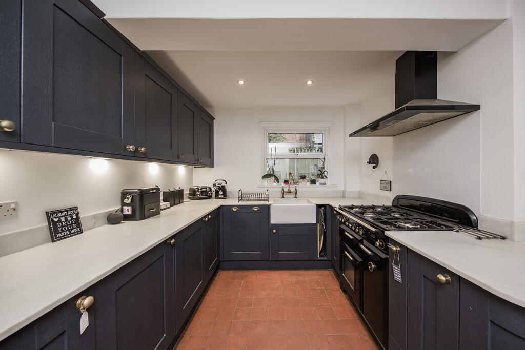 Kitchen 2
