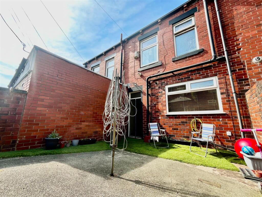 PHOTO-2025-05-14-16-20-27 2.jpg