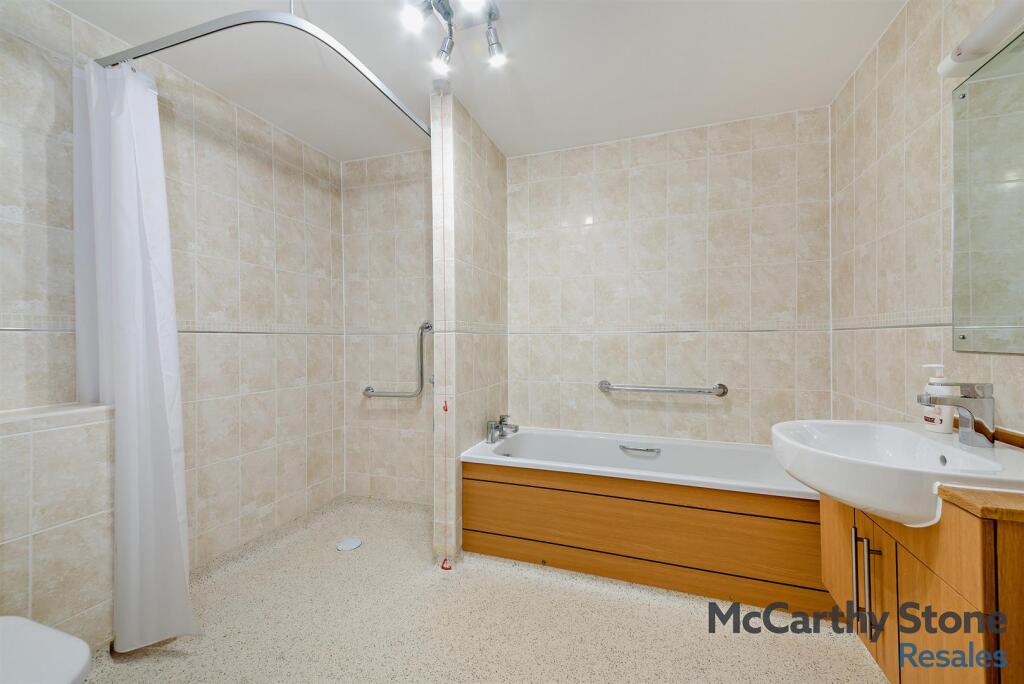 8665718-interior04-800.jpg