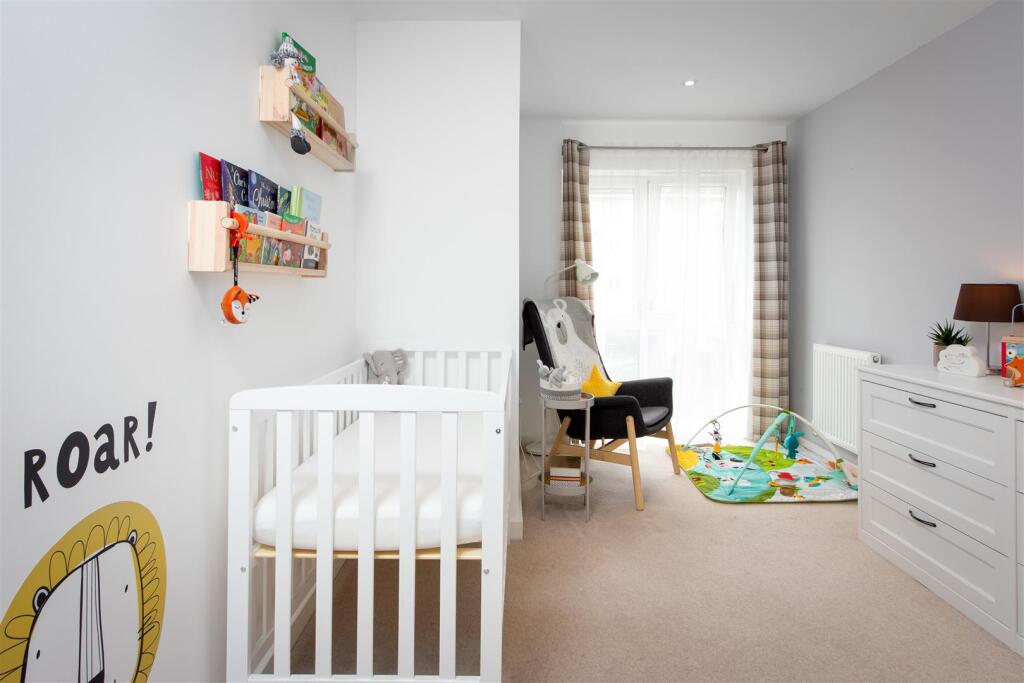 Second bedroom