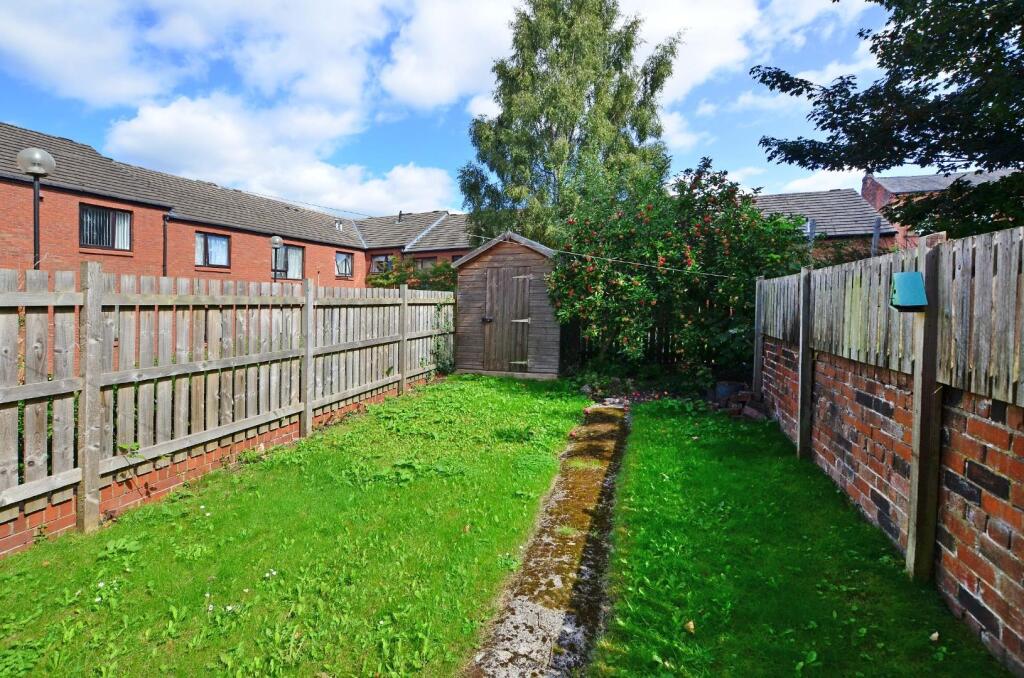 Rear garden and shed.JPG