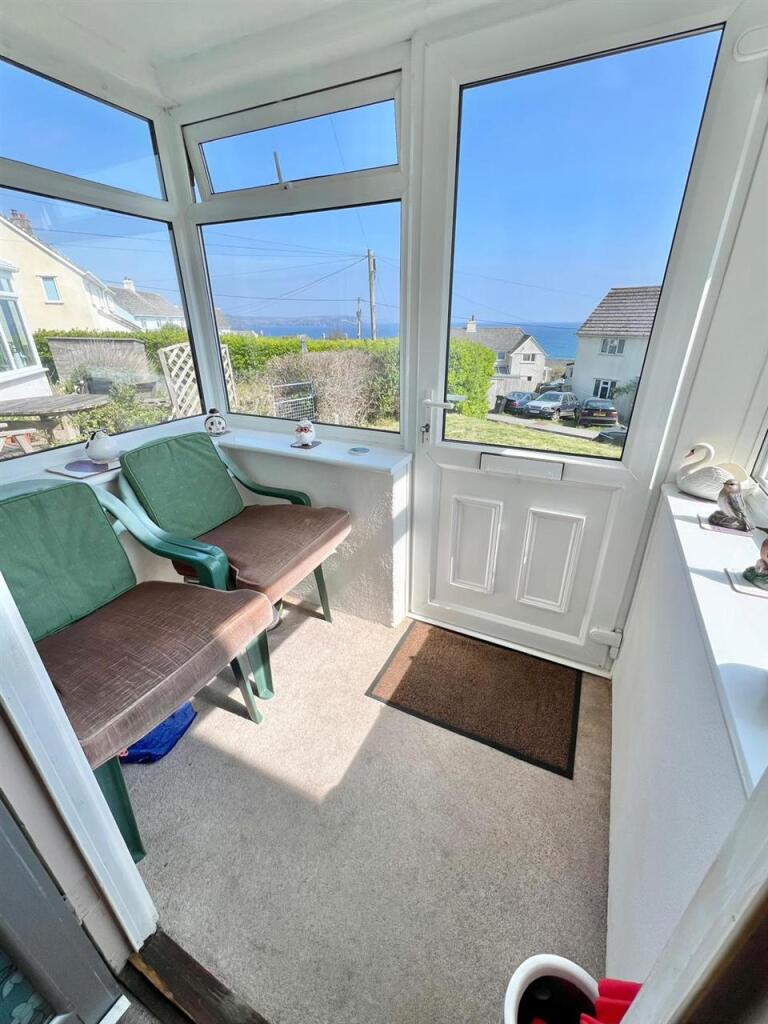 Entrance Porch/